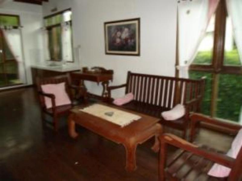 Nasta Inn Trawas Εξωτερικό φωτογραφία